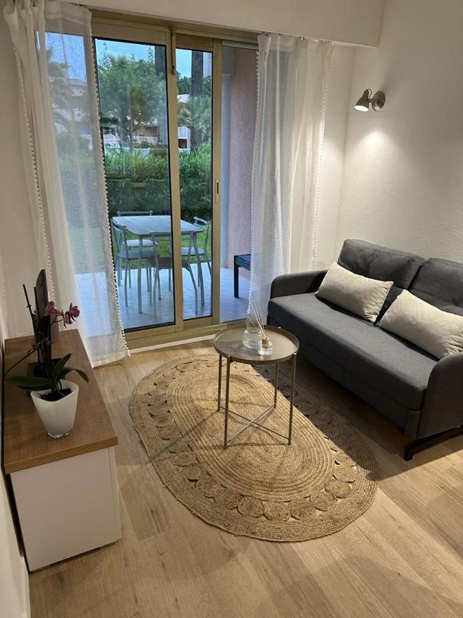 Appartement Avec Piscine 5 Min A Pieds Des Plages Vallauris Exteriér fotografie